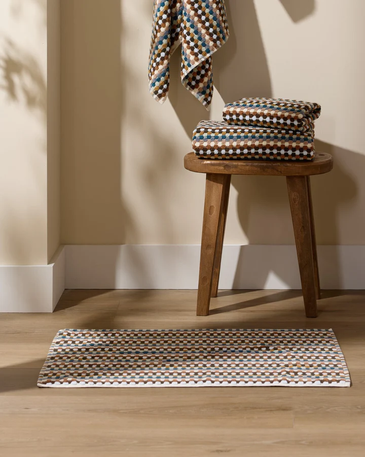 Organic Mosaic Tub Mat thumbnail 2